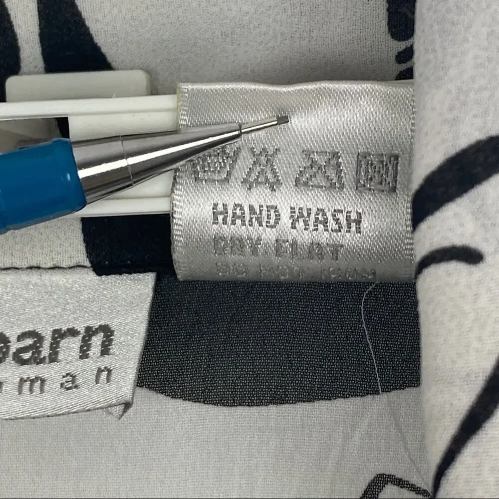 Dress Barn Woman 3X V Neck Top BoHo Graphic - Picture 5 of 9